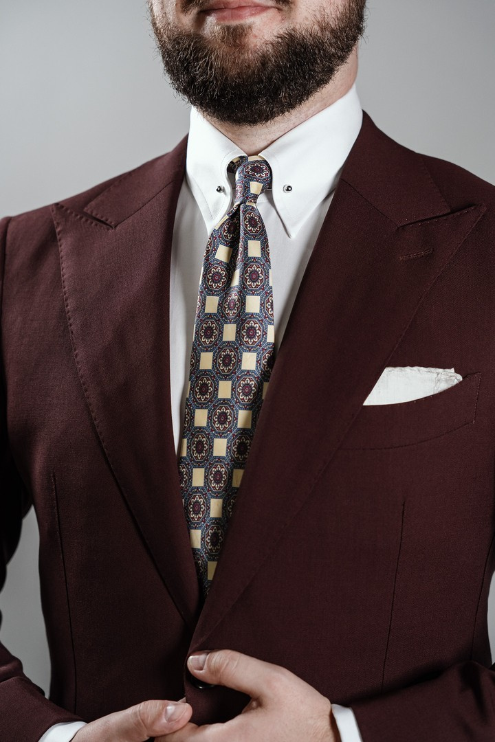 Biała formalna koszula pin collar