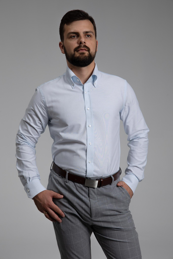 Jasnobłękitna męska koszula OCBD